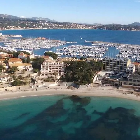 Escapade Bandolaise, 100 Mètres De La Bandol