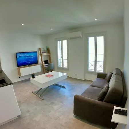 Escapade Bandolaise, 100 Mètres De La Appartement Bandol